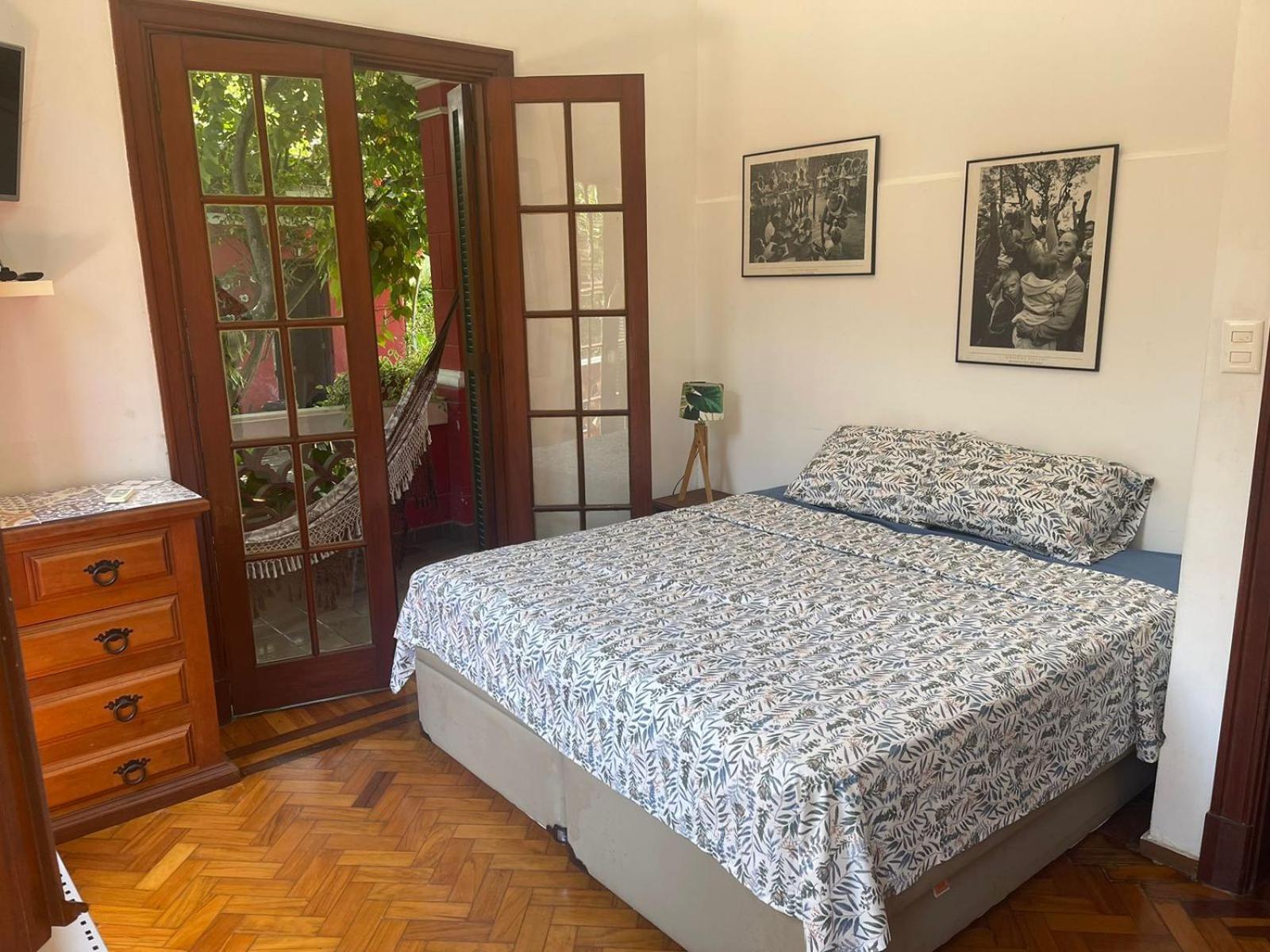 Acomodação com café da manhã  Casa Vermelha Rio de Janeiro